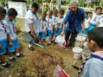 โครงการครูอาสาช่วยสอนด้านการเกษตรโดยเชิญวิทยากร คุณมโน  คงรง